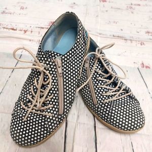 Cloud footwear zipper shoes